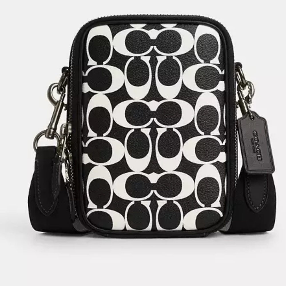 coach Stanton Crossbody In Signature Canvas cp193